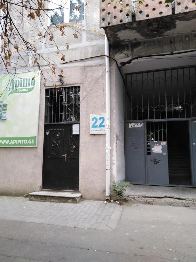 Hostel Levan Tbilisi Bagian luar foto